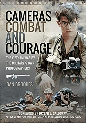 Dan Brookes - Cameras, Combat and Courage, Inbunden. Tillgänglighet: Lägg i varukorg