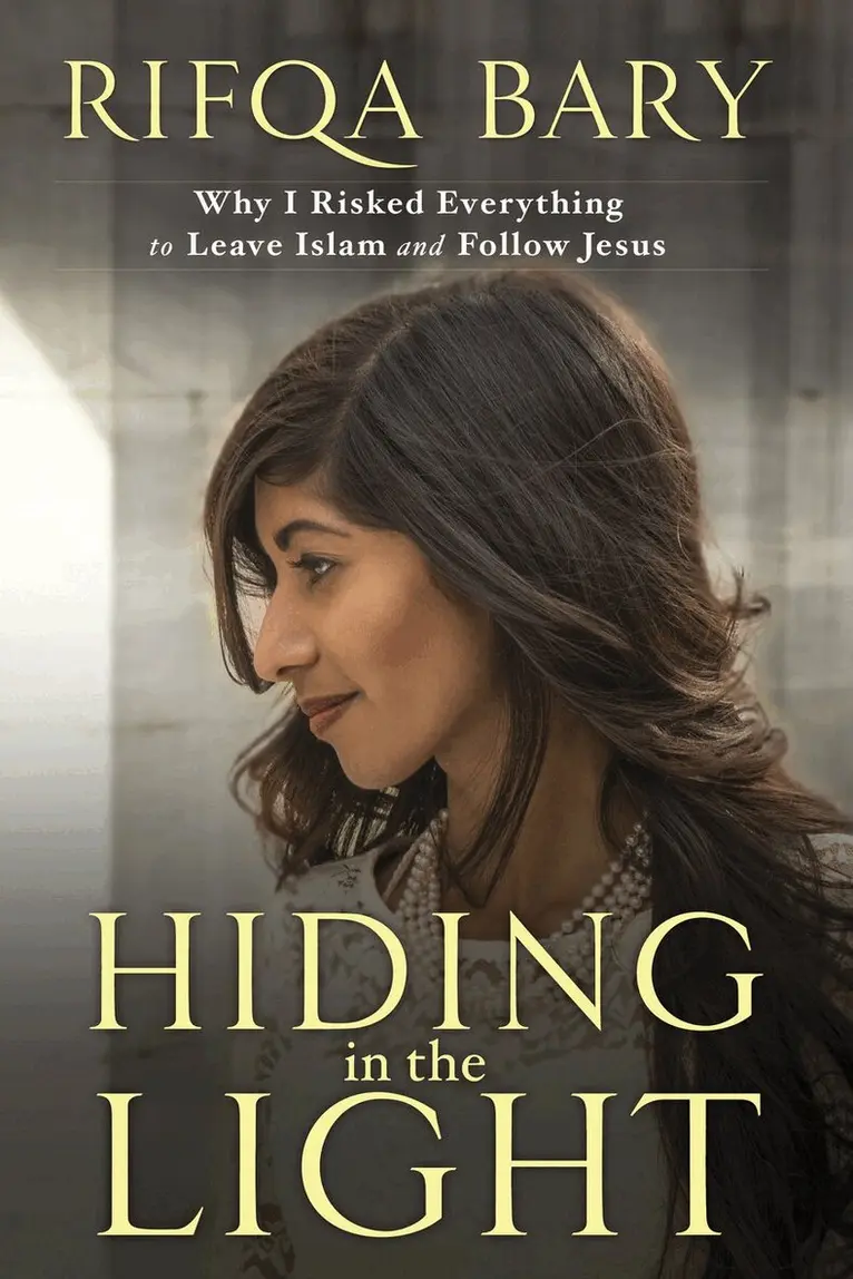 Rifqa Bary - Hiding in the Light, Inbunden. Tillgänglighet: Tillfälligt slut