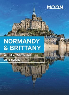 Moon Normandy & Brittany av Chris Newens