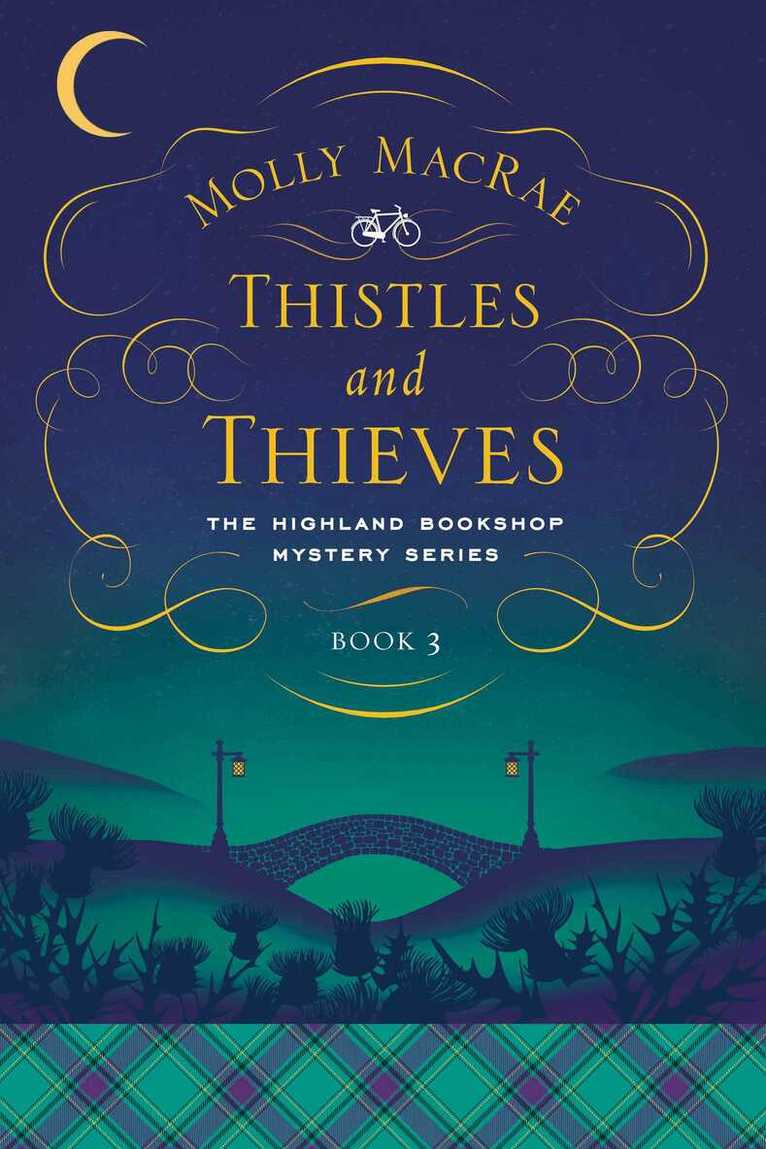 Molly MacRae - Thistles and Thieves, Häftad