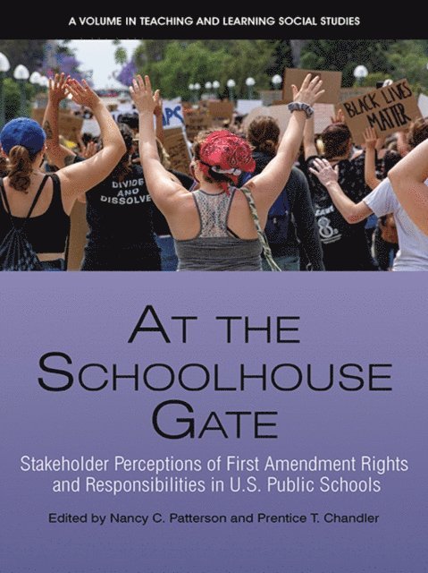 Prentice T. Chandler, Nancy C. Patterson - At the Schoolhouse Gate, E-bok
