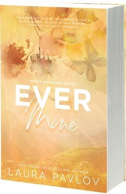 Laura Pavlov - Ever Mine, Häftad