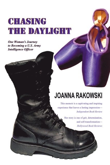 Joanna Rakowski - Chasing the Daylight, E-bok