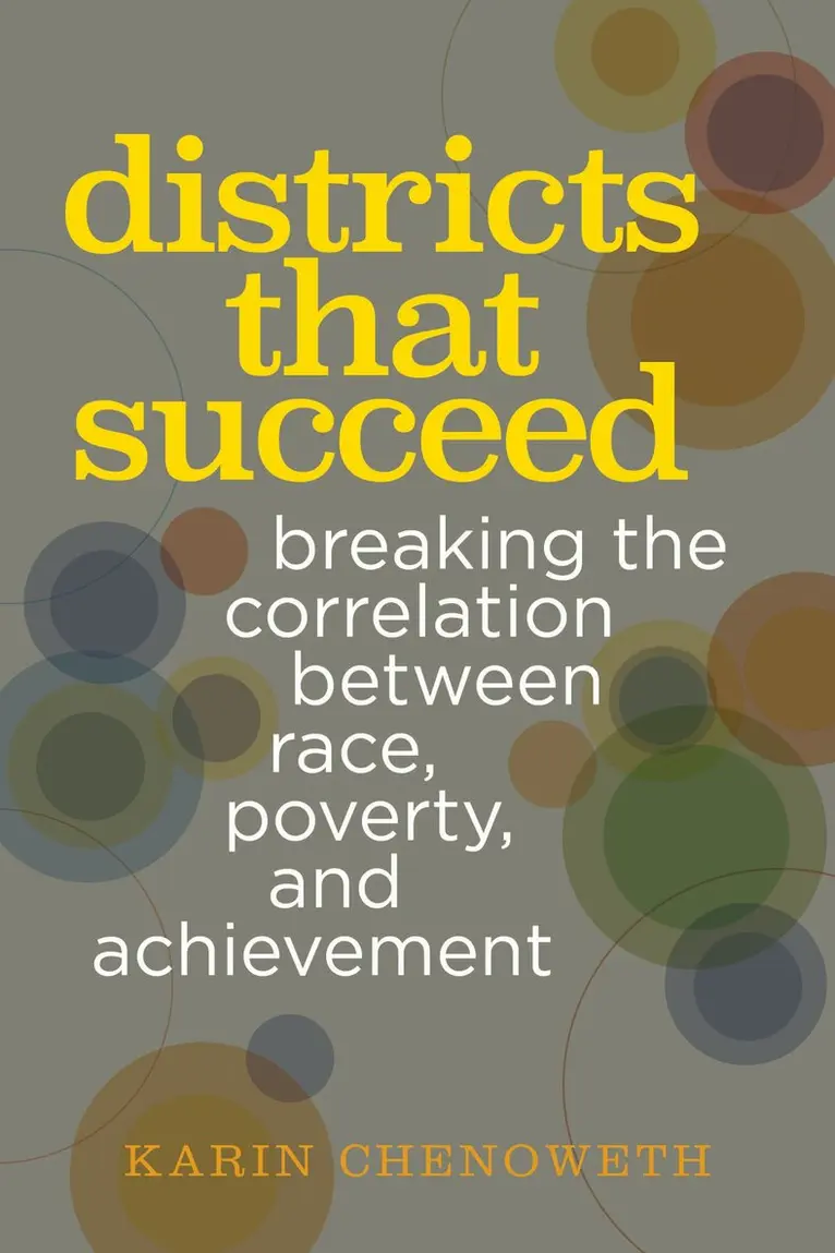 Karin Chenoweth - Districts That Succeed, Häftad. Tillgänglighet: Lägg i varukorg