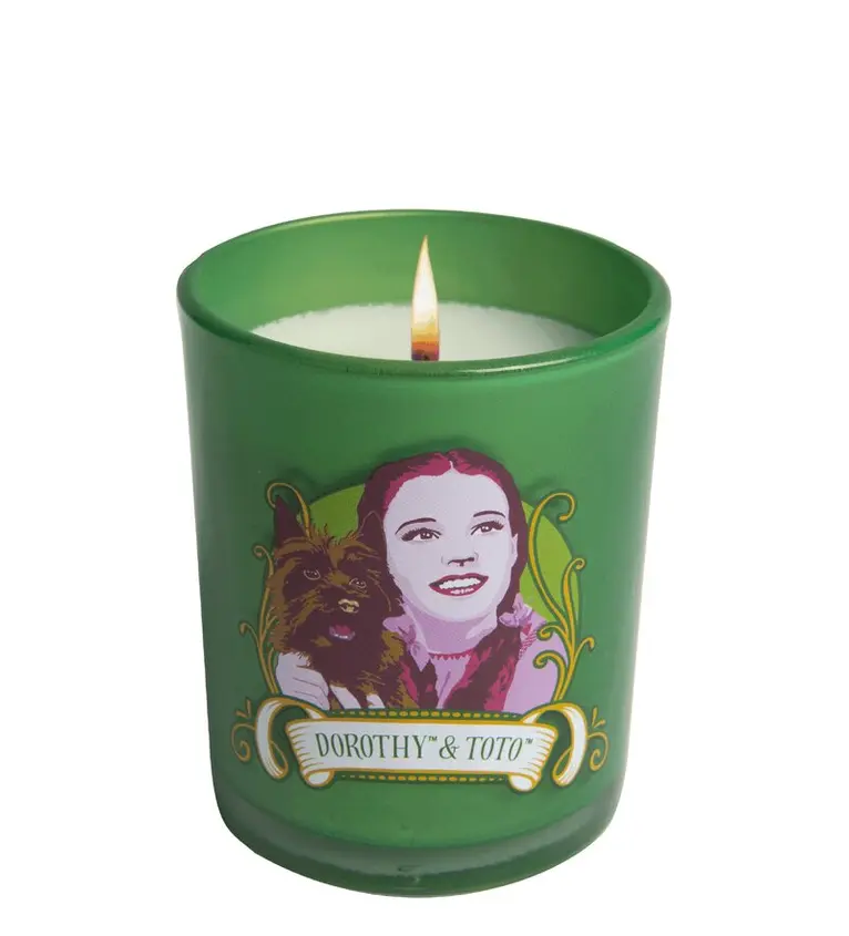 Insight Editions - Wizard of Oz: Dorothy Glass Votive Candle. Tillgänglighet: Tillfälligt slut