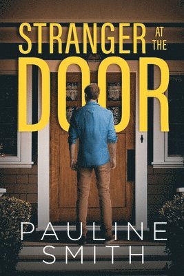 Pauline Smith - Stranger at the Door, Häftad
