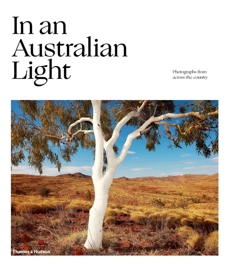 Jo Turner - In An Australian Light, Inbunden. Tillgänglighet: Tillfälligt slut