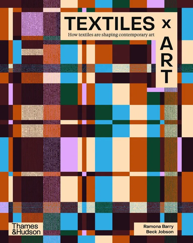 Ramona Barry, Rebecca Jobson - Textiles x Art, Inbunden. Tillgänglighet: Lägg i varukorg
