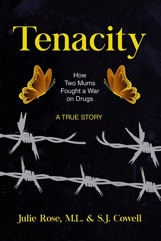 Julie Rose, M.L. Cowell, S.J. Cowell, S.J. Cowell S.J. - Tenacity, Häftad
