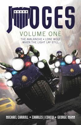 Michael Carroll, George Mann, Charles J. Eskew, Michael Carroll - JUDGES Volume One, Häftad