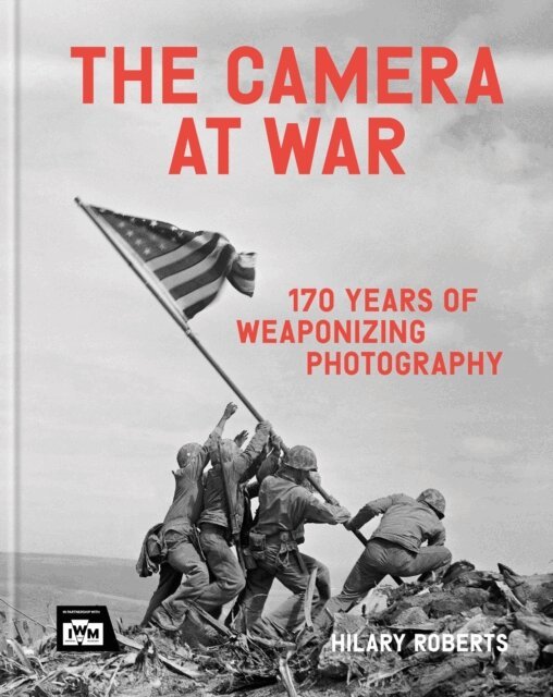 Hilary Roberts - Camera at War, E-bok