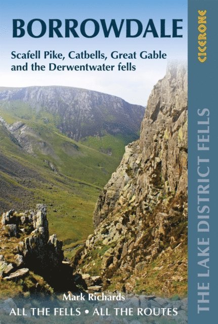 Mark Richards - Walking the Lake District Fells - Borrowdale, E-bok