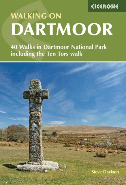 Steve Davison - Walking on Dartmoor, E-bok