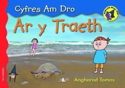 Angharad Tomos - Cyfres am Dro: 5. ar y Traeth, Häftad
