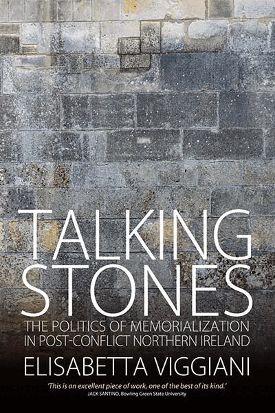 Elisabetta Viggiani - Talking Stones, Häftad. Tillgänglighet: Lägg i varukorg