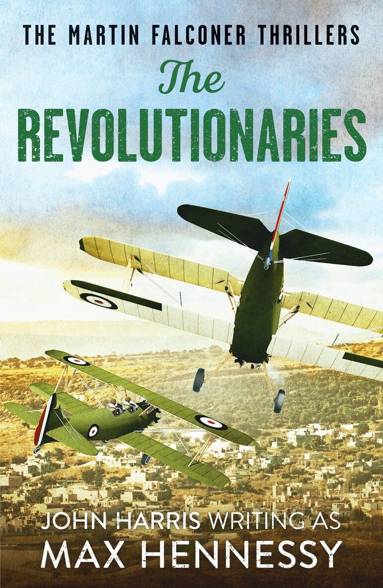 Max Hennessy - Revolutionaries, Häftad