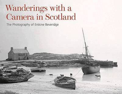 Lesley Ferguson - Wanderings with a Camera in Scotland, Häftad. Tillgänglighet: Lägg i varukorg