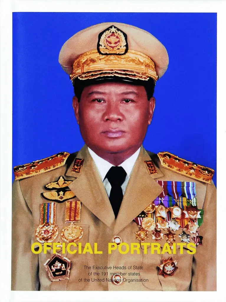 Klaus Zwangsleitner - Official Portraits, Inbunden. Tillgänglighet: Lägg i varukorg