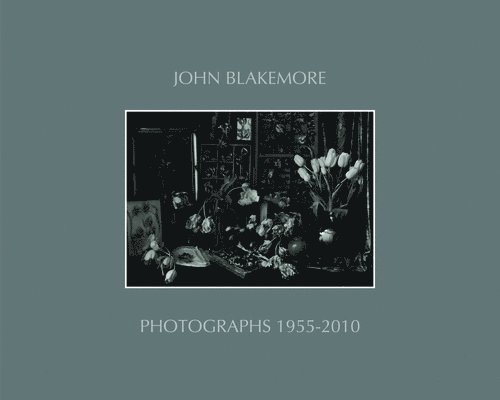 John Comino-James - John Blakemore: Photographs 1955-2010, Inbunden. Tillgänglighet: Tillfälligt slut