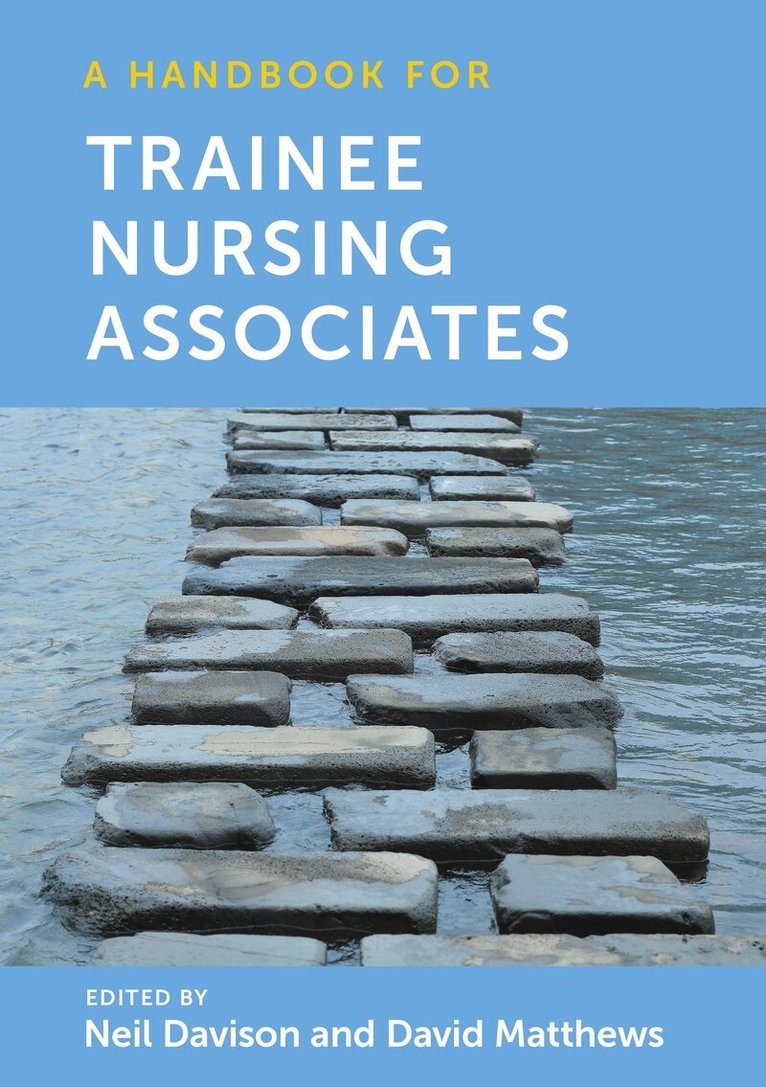 Neil Davison, David Matthews - Handbook for Trainee Nursing Associates, Häftad