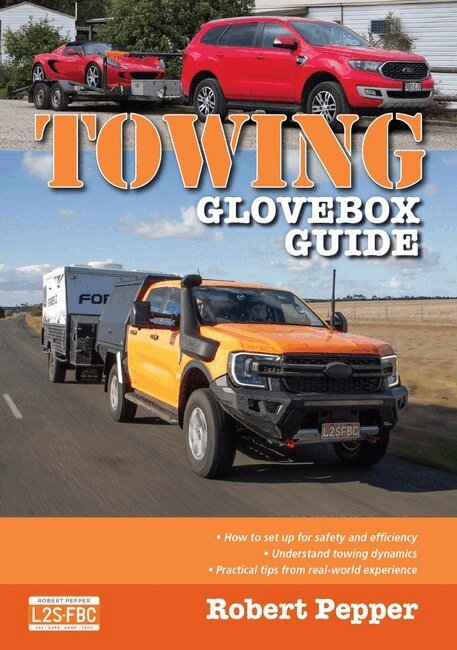 Robert Pepper - Towing Glovebox Guide, Häftad