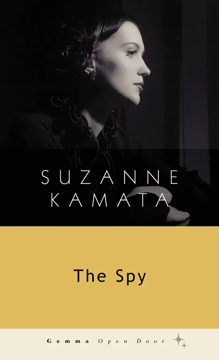 Suzanne Kamata - Spy, Häftad. Tillgänglighet: Lägg i varukorg