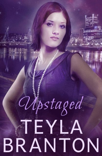 Teyla Branton - Upstaged: An Autumn Rain Mystery, E-bok