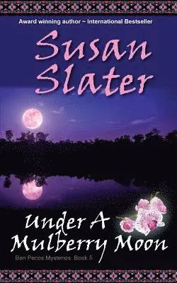 Susan Slater - Under A Mulberry Moon, Häftad. Tillgänglighet: Lägg i varukorg
