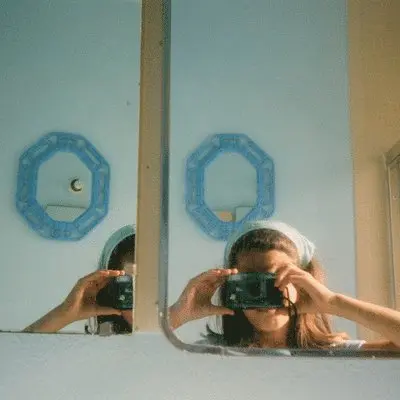 Anne Collier: Women with Cameras (Self Portrait), Häftad. Tillgänglighet: Lägg i varukorg