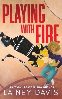 Lainey Davis - Playing with Fire, Häftad