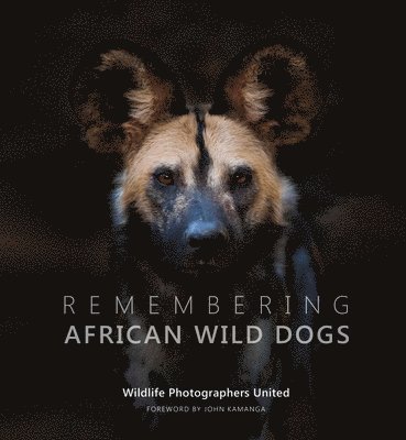 Margot Raggett Mbe - Remembering African Wild Dogs, Inbunden. Tillgänglighet: Lägg i varukorg