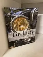 Bernhard Brägger - Mit der Tin Lizzy an die entferntesten Ecken Europas, Inbunden. Tillgänglighet: Lägg i varukorg