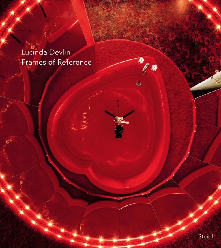Lucinda Devlin, Susanne Breidenbach - Lucinda Devlin: Frames of Reference, Inbunden. Tillgänglighet: Lägg i varukorg