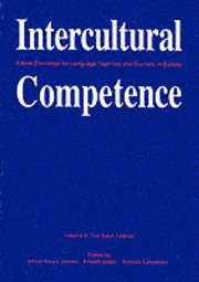 Annie Aarup Jensen, Kirsten Jaeger - Intercultural Competence: A New Challenge for Language Teachers and Trainers in Europe Volume II: The Adult Learner, Häftad