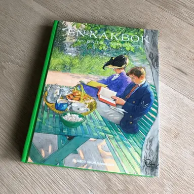 Elisabeth Svalin Gunnarsson - En kakbok : kakor, konst och andra godsaker, Inbunden