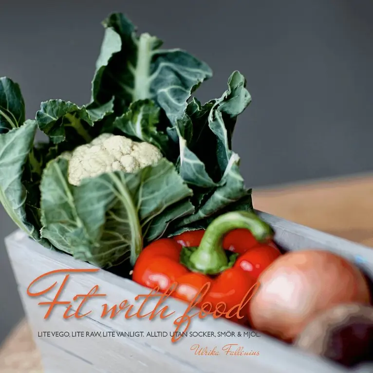 Ulrika Fallenius - Fit with food, Häftad. Tillgänglighet: Lägg i varukorg