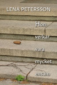 e-Bok Hon verkar vara mycket ensam