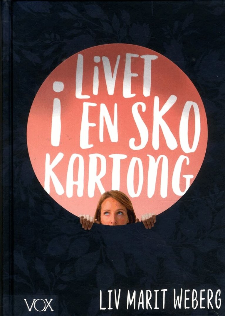 Liv Marit Weberg - Livet i en skokartong, Kartonnage