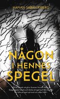 N�gon i hennes spegel