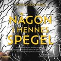 Ngon i hennes spegel