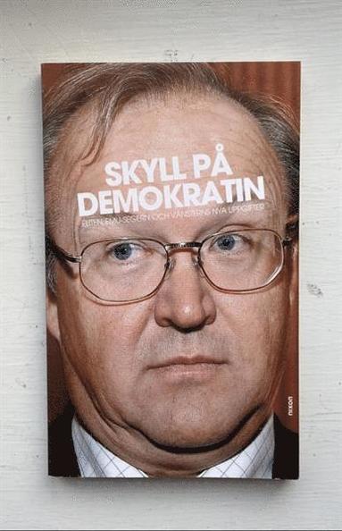 Skyll på demokratin – Eliten EMU-segern och vänsterns nya uppgifter