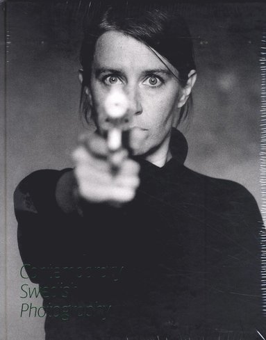 Contemporary Swedish Photography av Charlotte Cotton, Niclas Östlind, Iréne Berggren, Bo Madestrand, Anders Olofsson