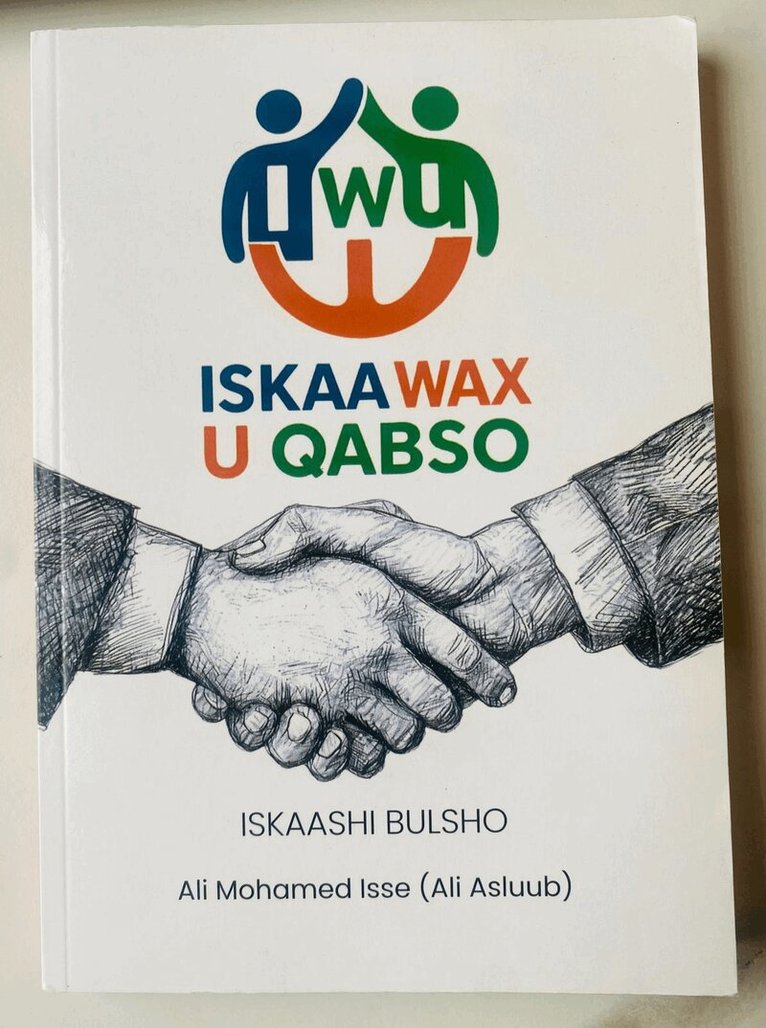 Ali M. Isse - Iskaa wax u qabso, Häftad