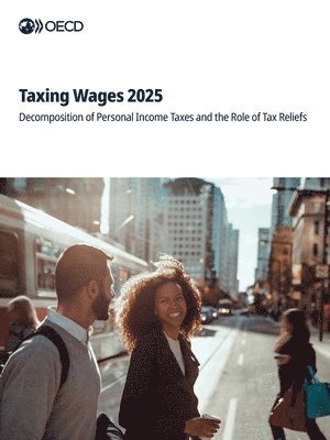 Oecd - Taxing Wages 2025, Häftad