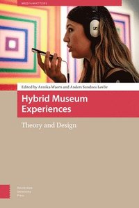 Hybrid Museum Experiences