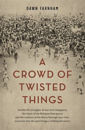 Dawn Farnham - Crowd of Twisted Things, Häftad