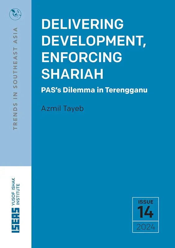 Azmil Tayeb - Delivering Development, Enforcing Shariah, Häftad. Tillgänglighet: Tillfälligt slut