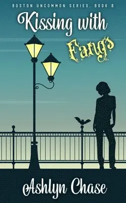 Ashlyn Chase - Kissing with Fangs, Häftad. Tillgänglighet: Lägg i varukorg