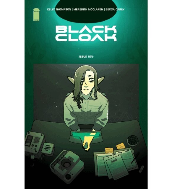 Kelly Thompson - Black Cloak #10, E-bok