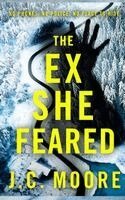 Moore - Ex She Feared, Häftad